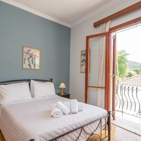 Vrettos Arts * Agia Efimia