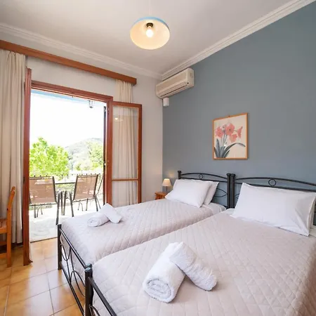 Vrettos Arts * Agia Efimia